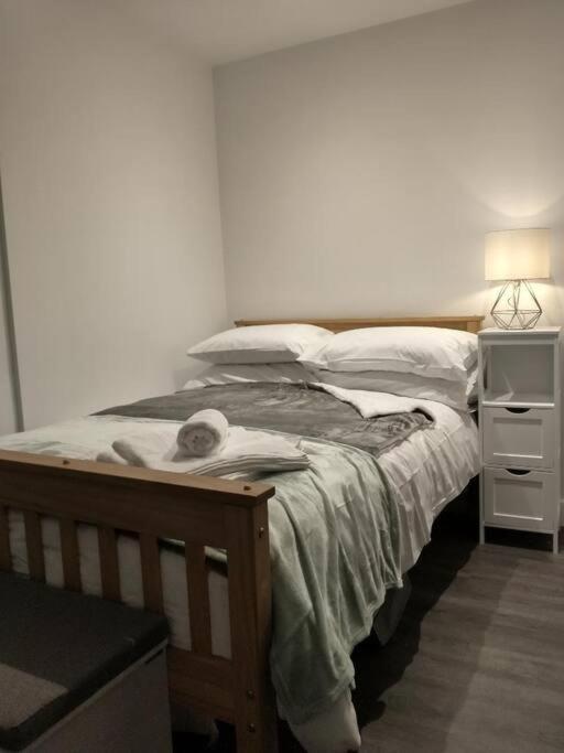 Cosy Garden Studio Room Minimum Two Night Booking Hove Buitenkant foto